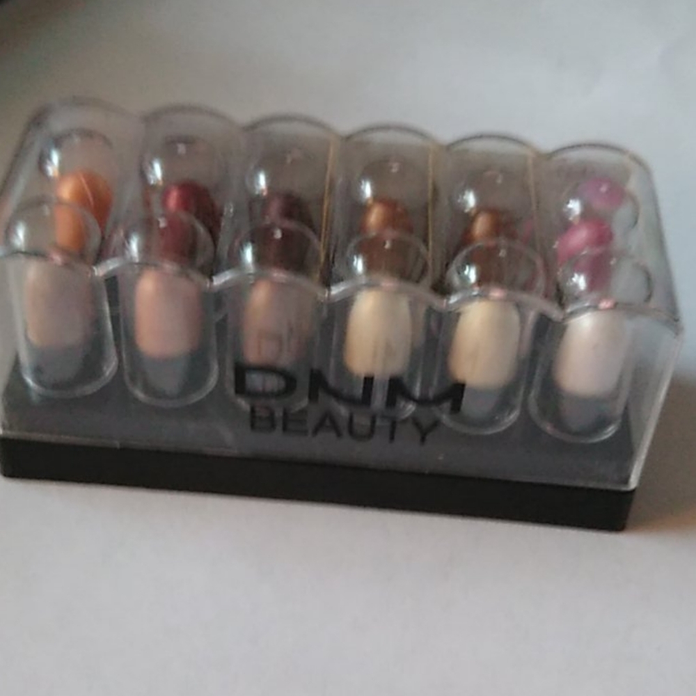 Women's Cosmetics
